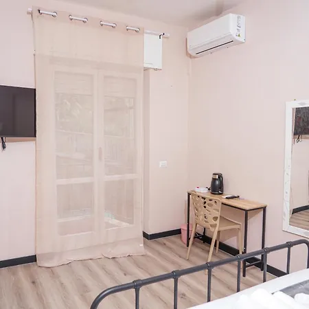 Flower Guest house Naples